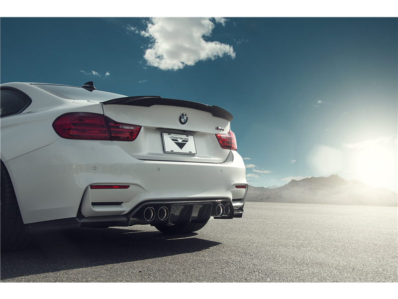 EVO DECK LID SPOILER F82 M4 ONLY